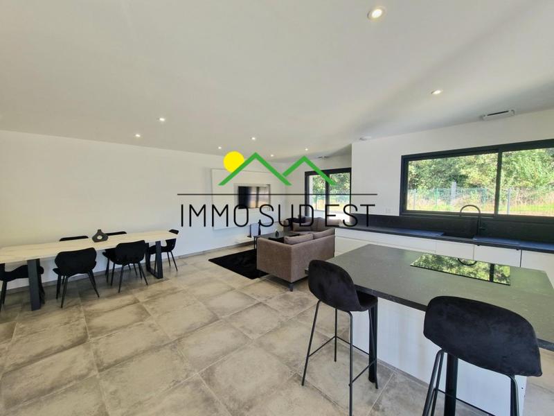 Maison - 133 m² - 6 pièces