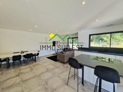 Maison - 133 m² - 6 pièces