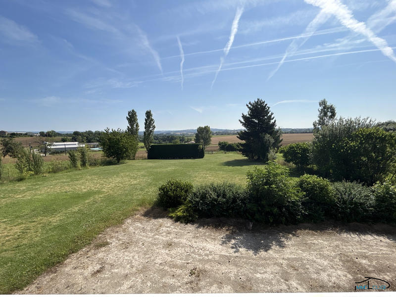 Maison traditionnelle - 172 m² - 6 pièces