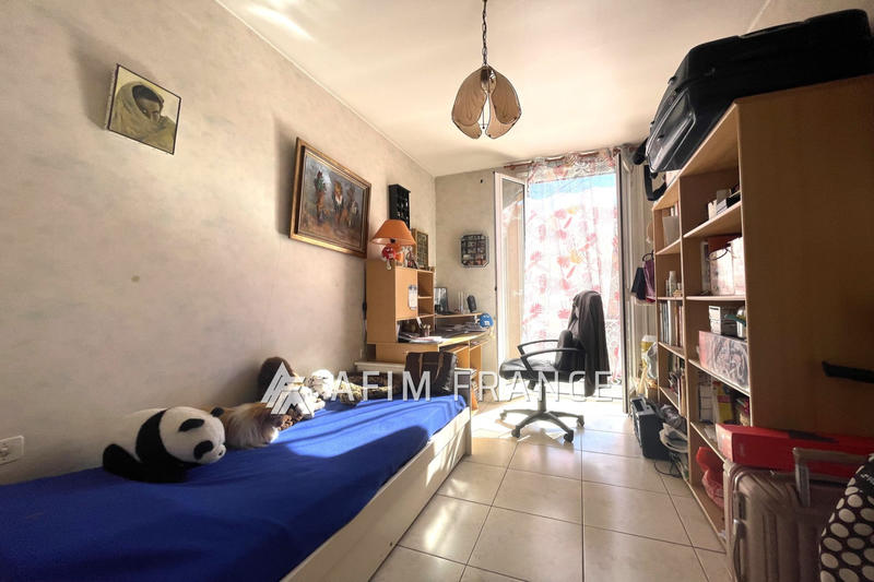 Maison - 212 m² - 7 pièces