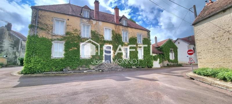 Maison - 350 m² - 11 pièces