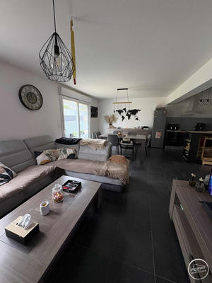 Maison - 77 m² - 4 pièces