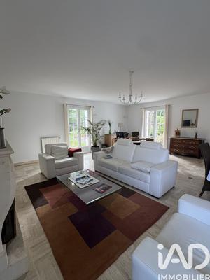 Maison - 142 m² - 5 pièces