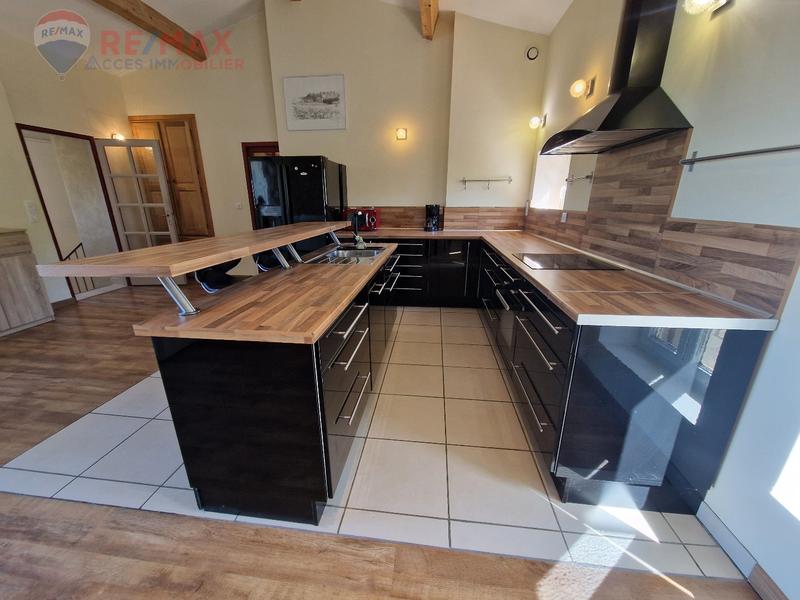 Maison de village - 200 m² - 5 pièces