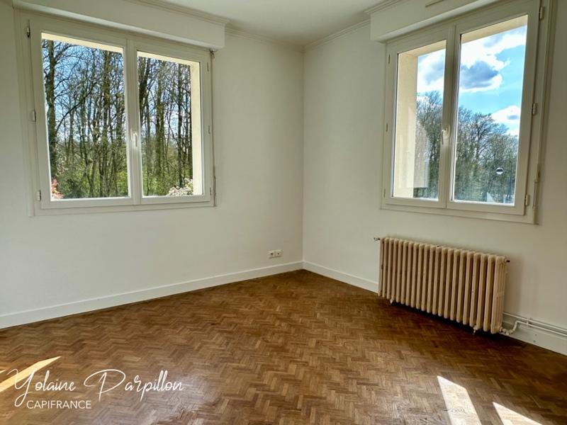 Maison - 175 m² - 13 pièces