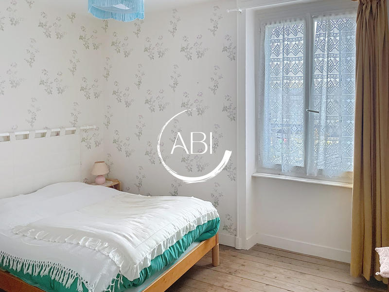 Maison - 105 m² - 5 pièces