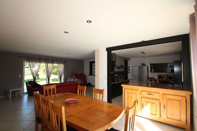 Maison - 165 m² - 6 pièces