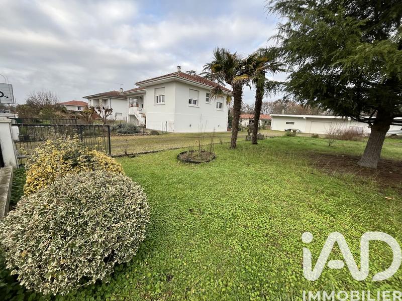 Maison - 95 m² - 5 pièces