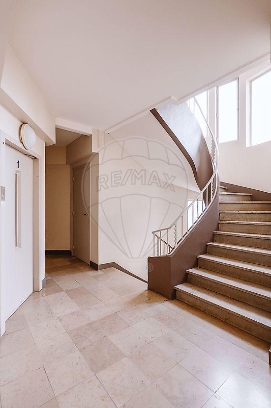 Appartement - 81 m² - 4 pièces