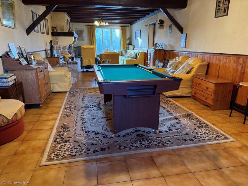 Maison en pierre - 192 m² - 6 pièces