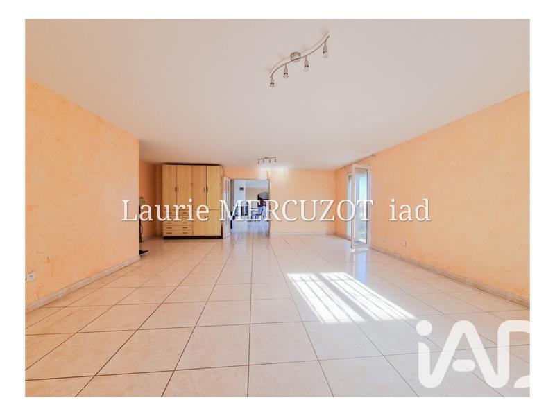 Maison - 245 m² - 4 pièces