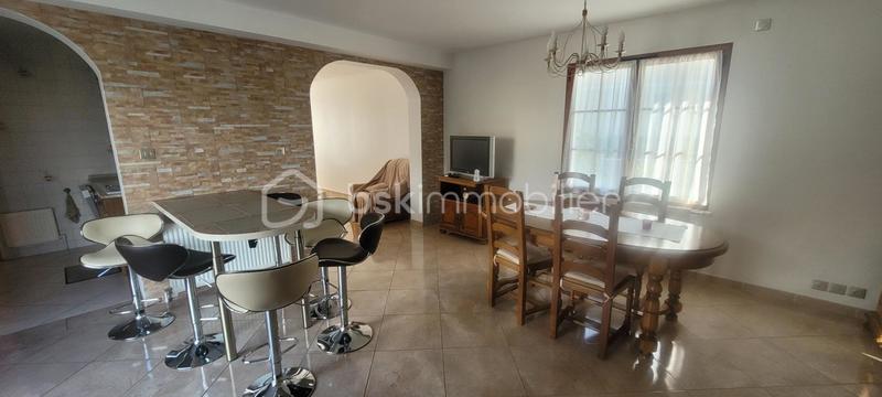 Maison - 140 m² - 7 pièces