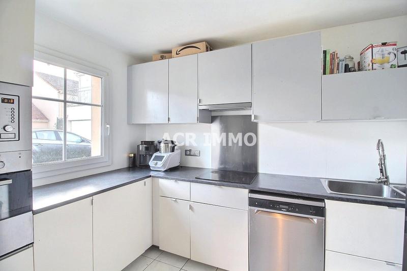 Maison - 92 m² - 5 pièces