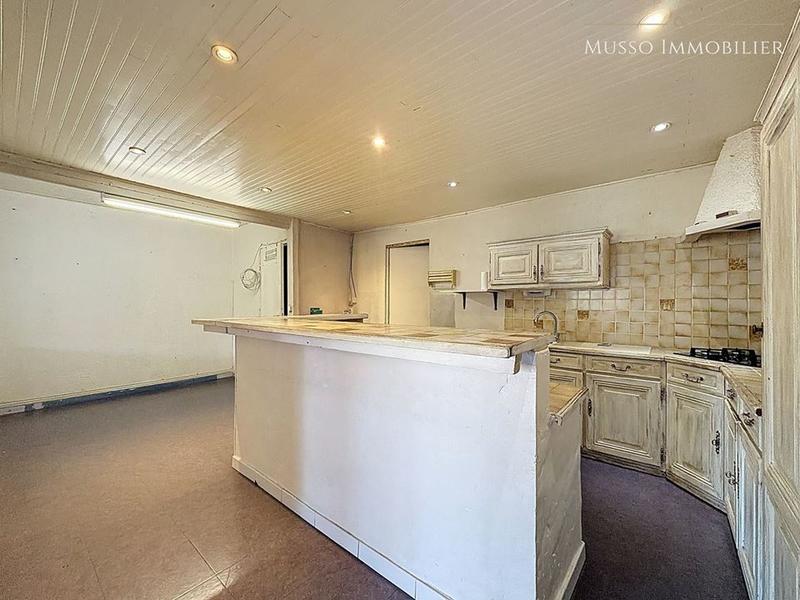 Maison traditionnelle - 110 m² - 5 pièces