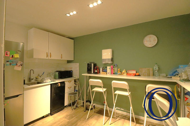 Fonds de commerce - Local d'activité / Entrepôt - 70 m²