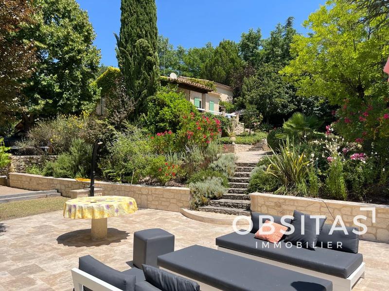 Maison - 135 m² - 6 pièces