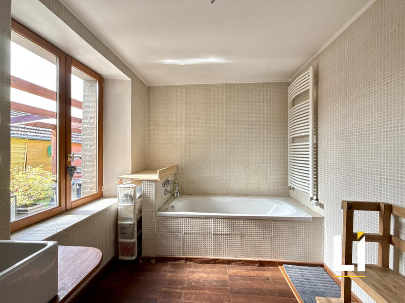 Appartement - 161 m² - 5 pièces