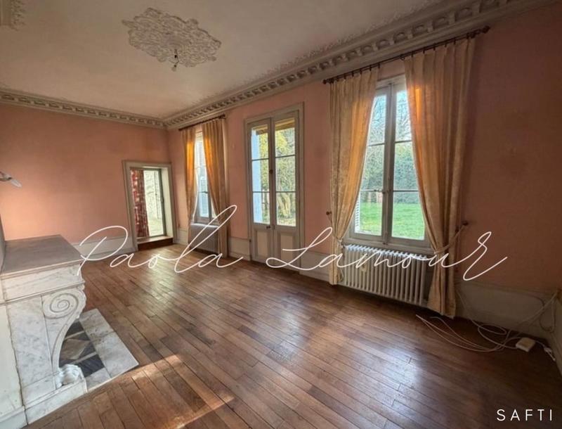 Maison - 184 m² - 8 pièces