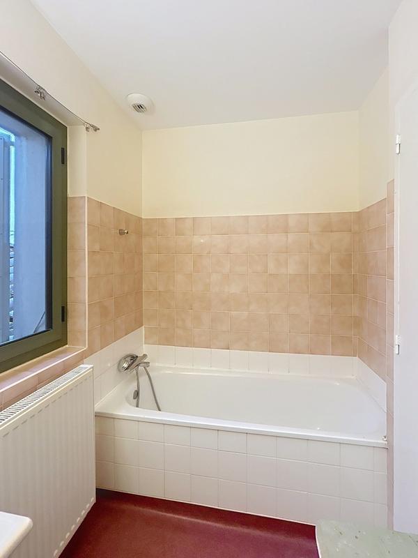 Appartement - 79 m² - 4 pièces