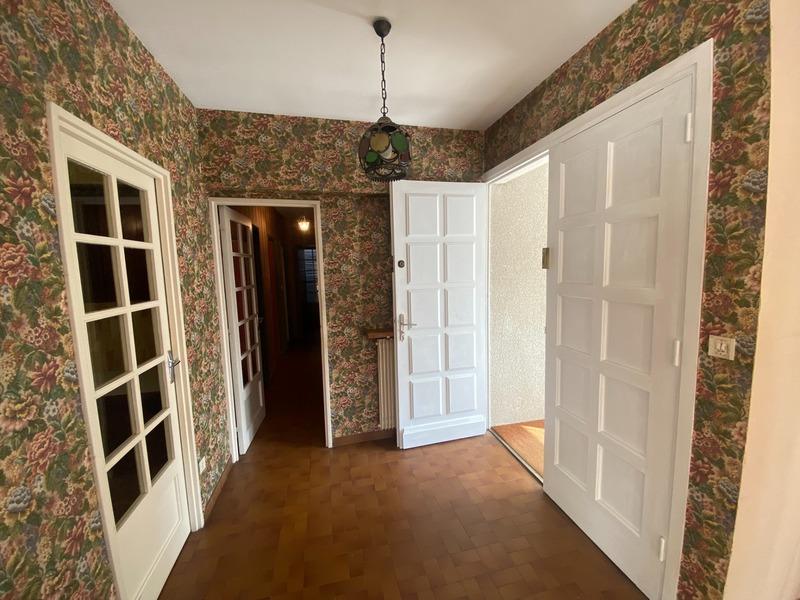 Maison - 199 m² - 9 pièces