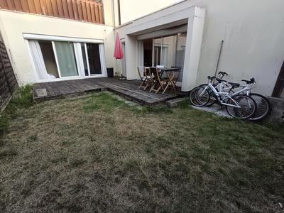 Appartement - 90 m² - 4 pièces