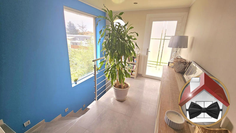 Maison - 206 m² - 5 pièces