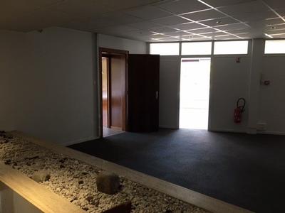 Local commercial - 292 m² - 9 pièces