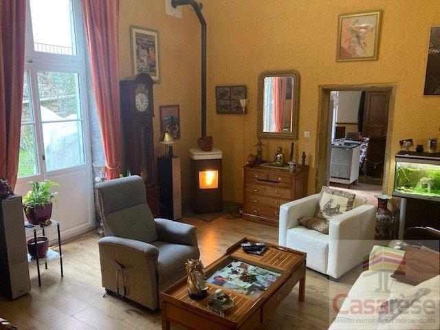 Appartement ancien - 62 m² - 2 pièces