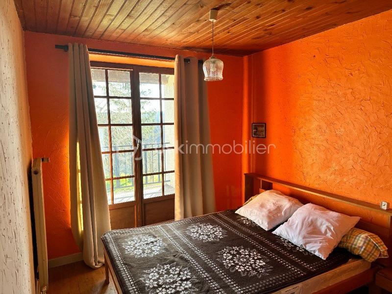 Maison traditionnelle - 145 m² - 6 pièces