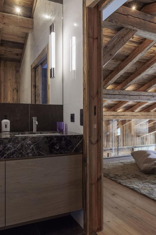 Châlet - 485 m² - 10 pièces