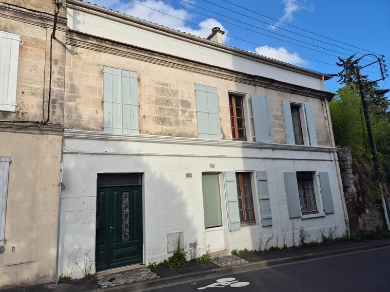 Immeuble - 156 m² - 6 pièces