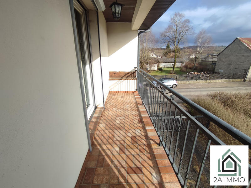 Maison - 230 m² - 9 pièces