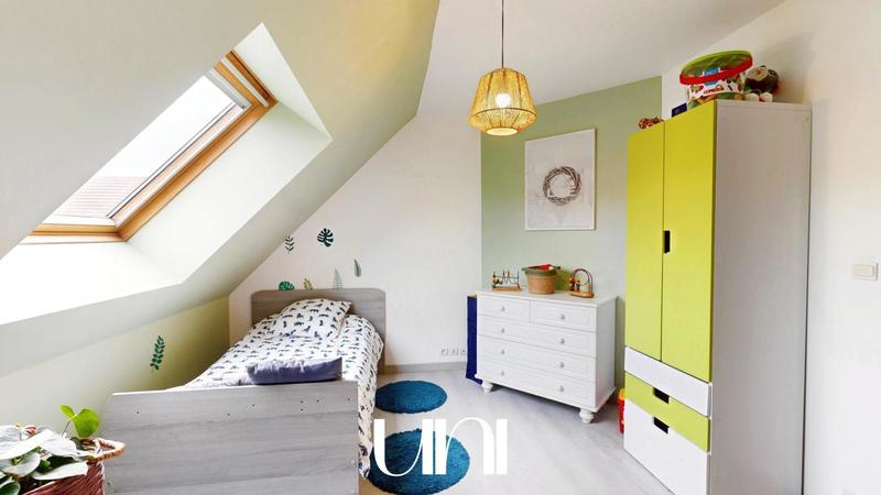 Maison - 220 m² - 10 pièces