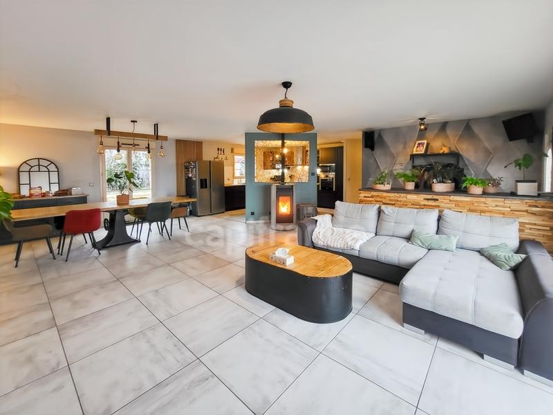 Maison - 140 m² - 7 pièces