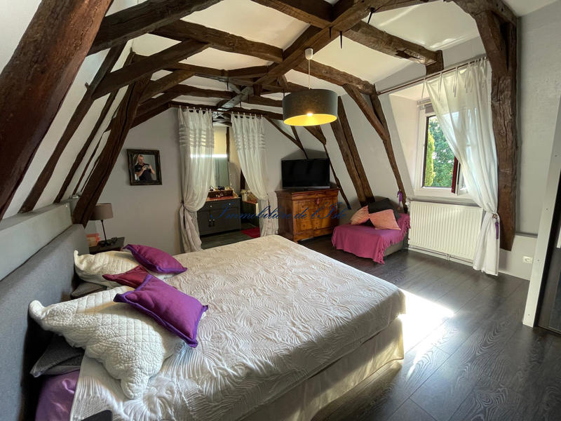 Maison - 400 m² - 10 pièces