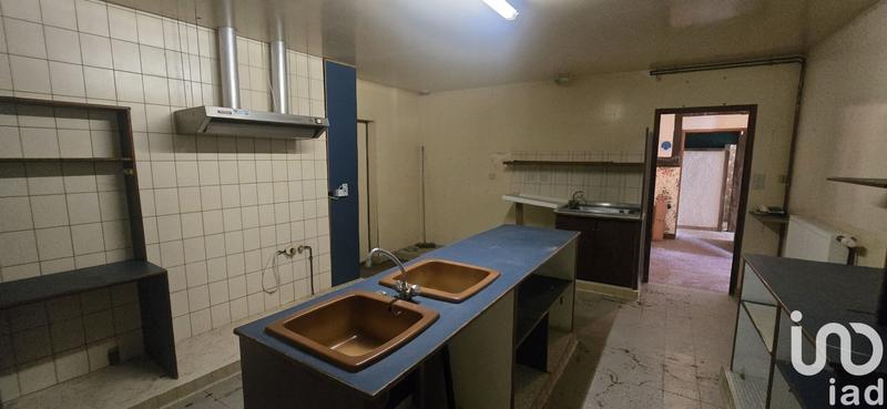 Maison - 323 m² - 8 pièces