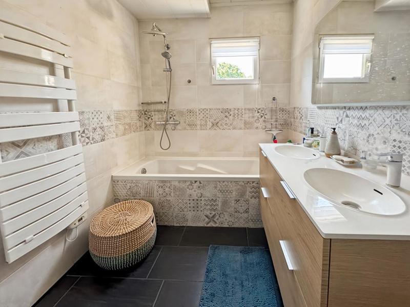 Maison - 126 m² - 6 pièces