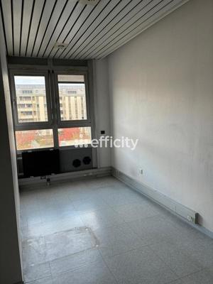 Bureau - 189 m² - 9 pièces