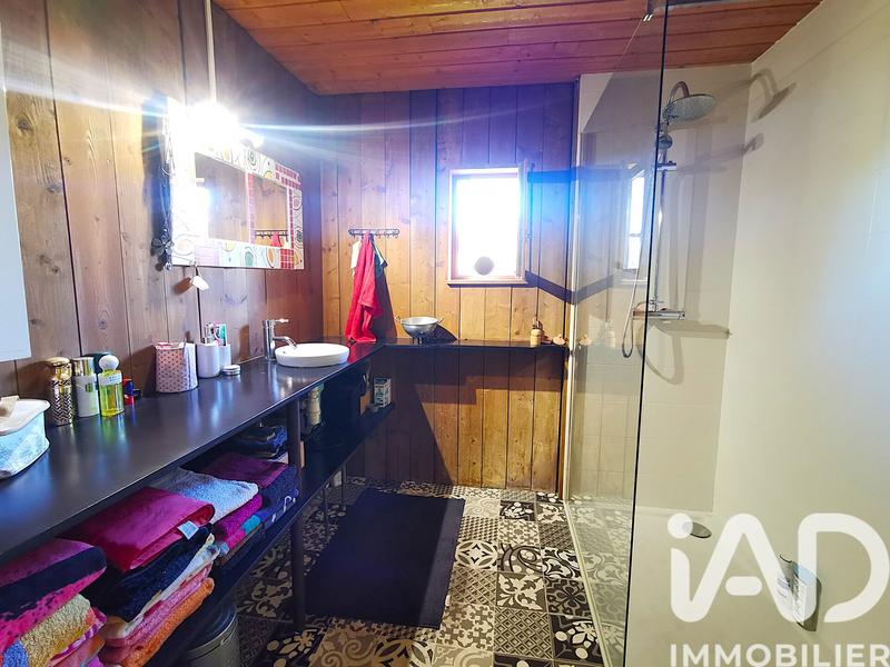 Maison - 170 m² - 8 pièces