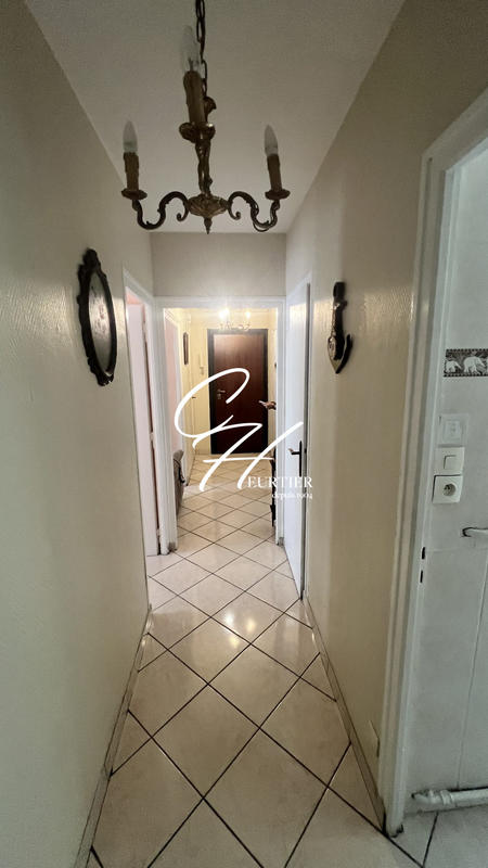 Appartement - 72 m² - 4 pièces