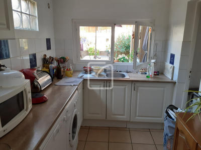 Villa - 80 m² - 4 pièces