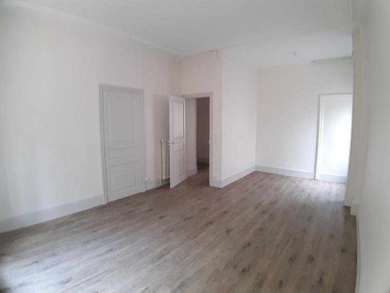 Appartement - 167 m² - 5 pièces