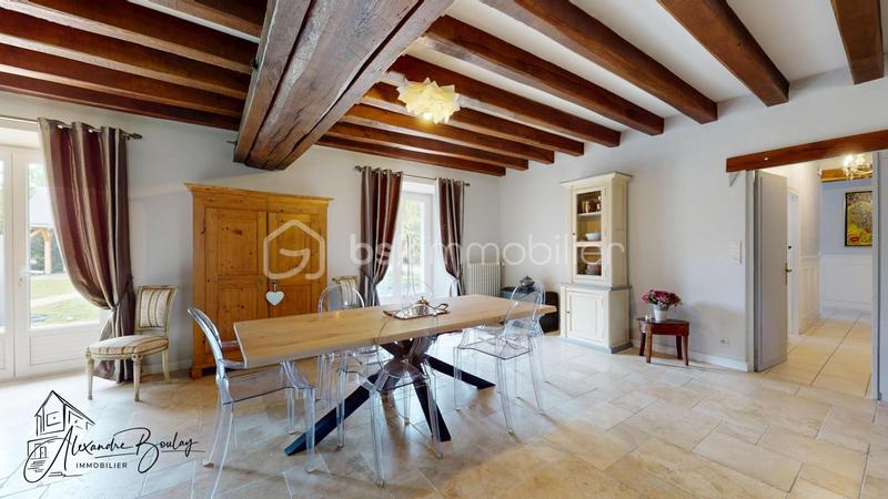 Maison ancienne - 246 m² - 8 pièces