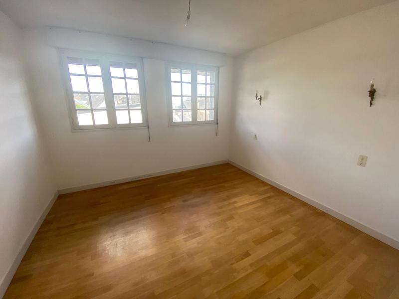 Maison - 156 m² - 7 pièces