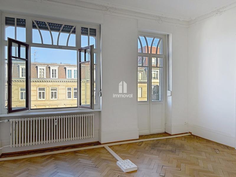 Appartement - 176 m² - 6 pièces