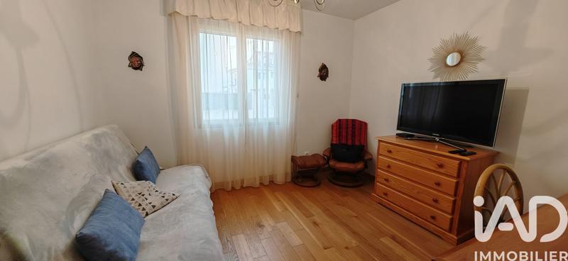 Maison - 218 m² - 7 pièces