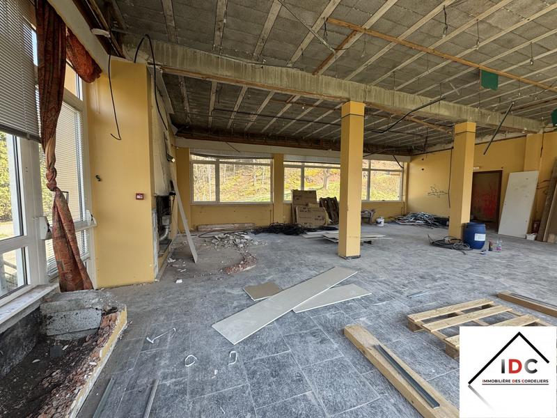 Maison - 106 m² - 1 pièce