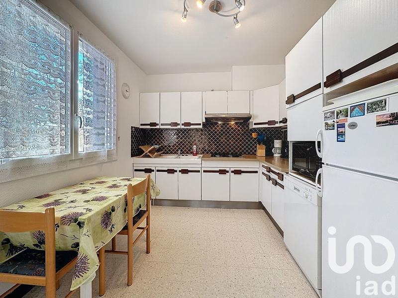 Maison - 400 m² - 21 pièces