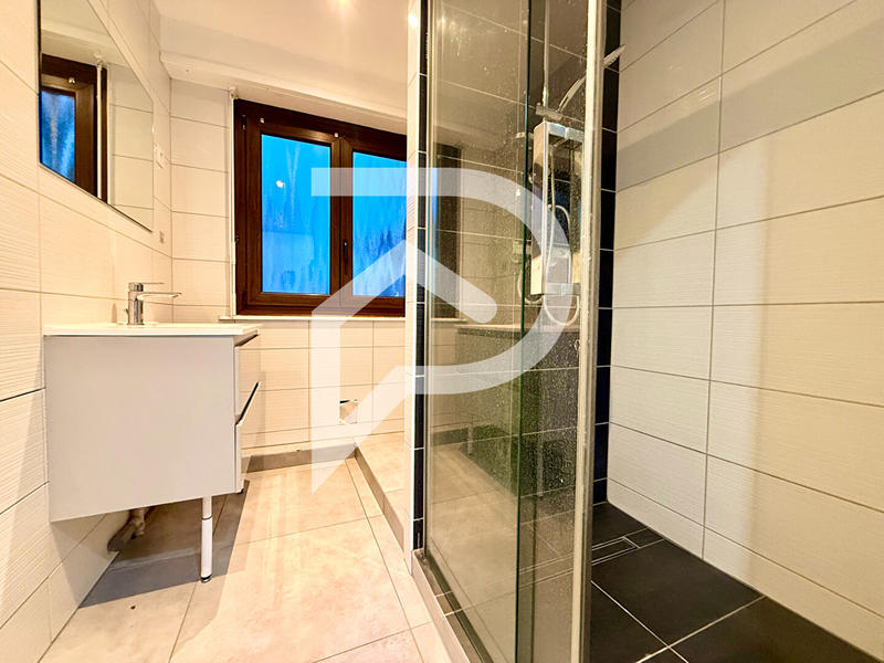 Appartement - 77 m² - 3 pièces