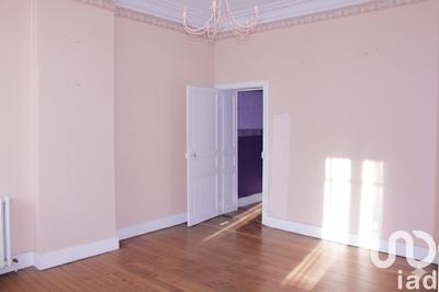 Maison - 245 m² - 9 pièces